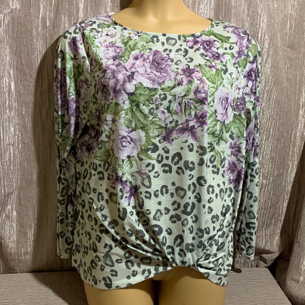 Time and Tru Top Blouse XXL 20 Animal Print Floral Green Cream Purple Pullover